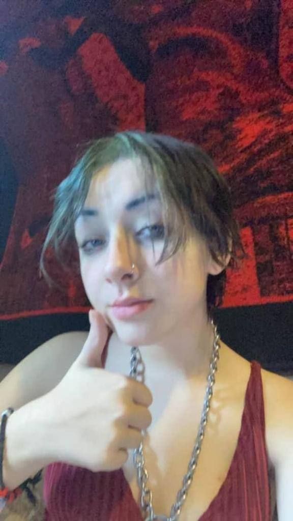 Hi my name is Lucy I’m naughty excort available for the following deals both in call and out call deals include; 69💦, sec wit - Image 3